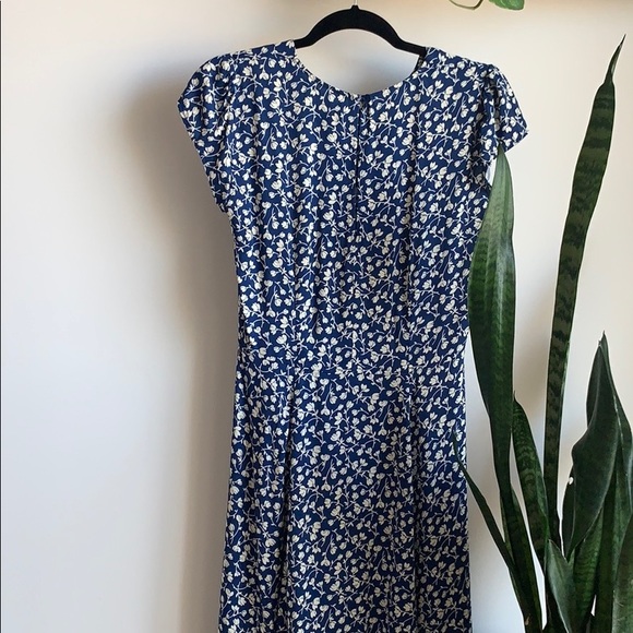 ❌[SOLD]❌NWT Reformation Fauna Dress || Bebe - Picture 6 of 8